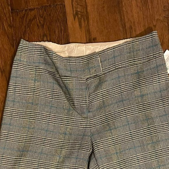 Checkered Black and White - Picture 3 of 4